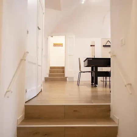 Dante-port'alba Exclusive Apartment Naples